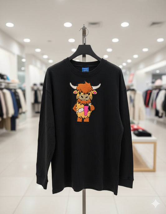 Highland cow with tumbler Handmade T-shirts