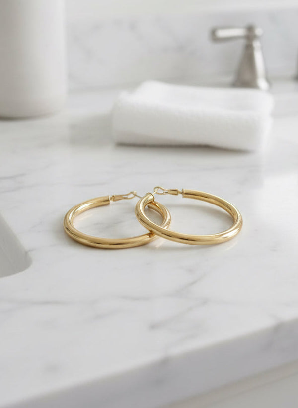 Classic Gold Tone Hoop Earrings Everyday Luxe