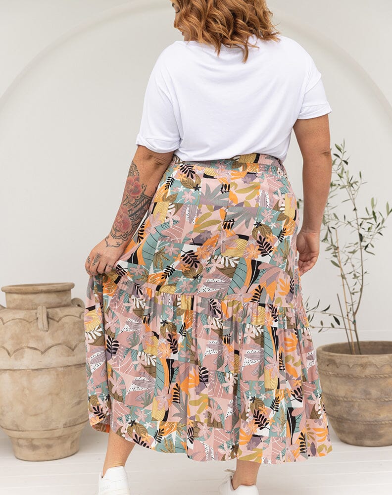 Long Peachy Multi-Colour Floral Skirt Aambers Goodies xx