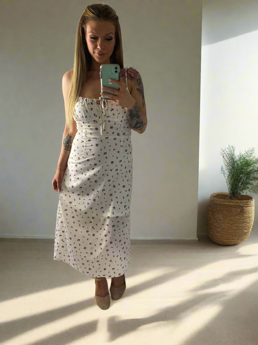 💙SHARNY White Floral long Dress