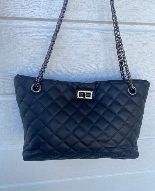 Large Chain Black Quilted Hand bag