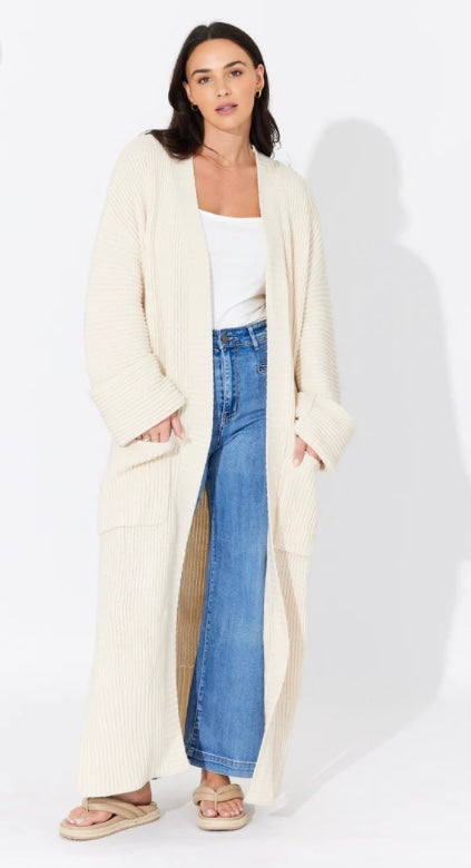 ZOE Creamy Knit Oversized CARDI