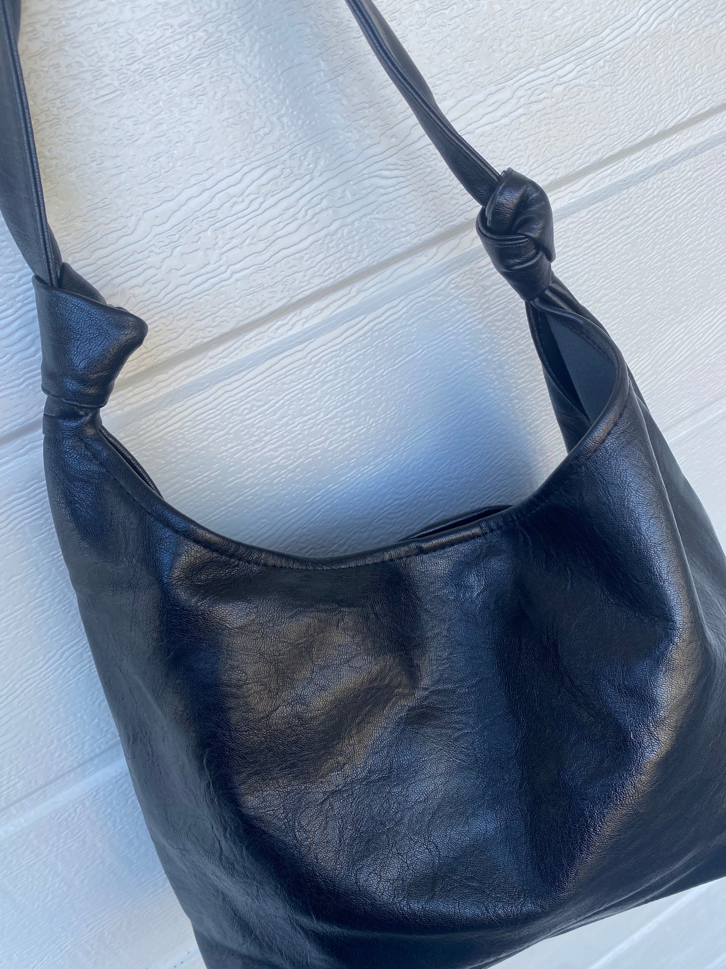 Knotted Leather Large Hand bags - Black & Tan