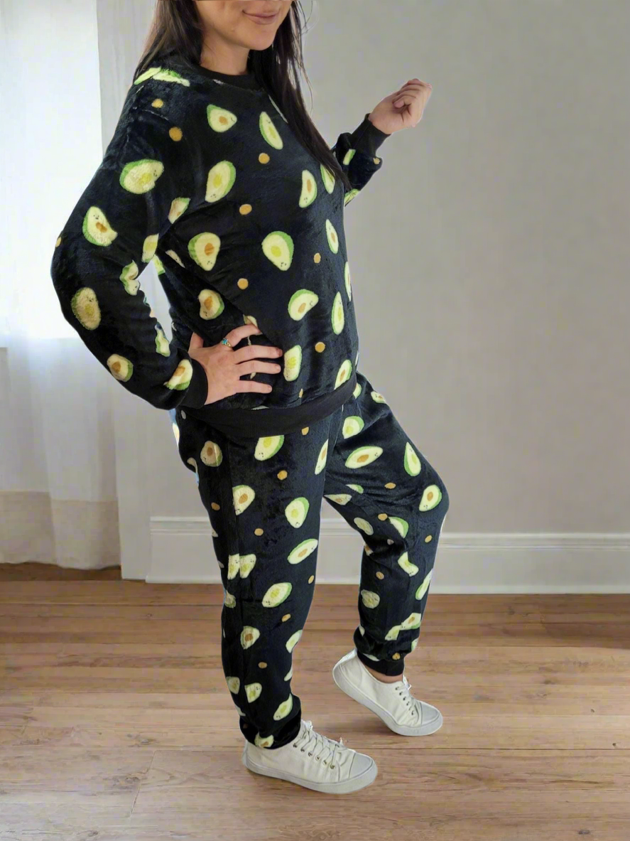 LACEY Avocados Cuffed fluff Lounge Wear Set