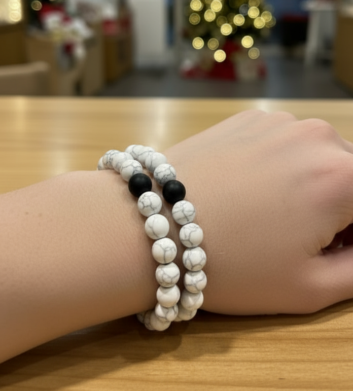 White Howlite Style Beaded Bracelet with Black Onyx accent Unisex