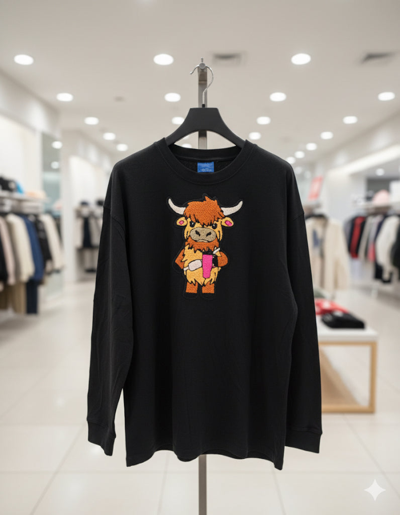 Highland cow with tumbler Handmade T-shirts