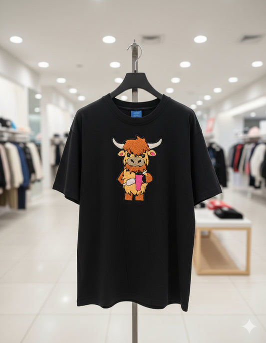 Highland cow with tumbler Handmade T-shirts