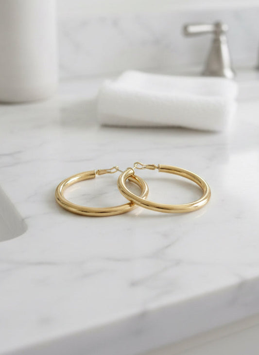 Classic Gold Tone Hoop Earrings Everyday Luxe