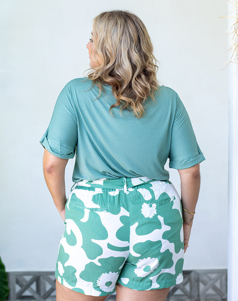 💙 NINA Green Pattern Shorts