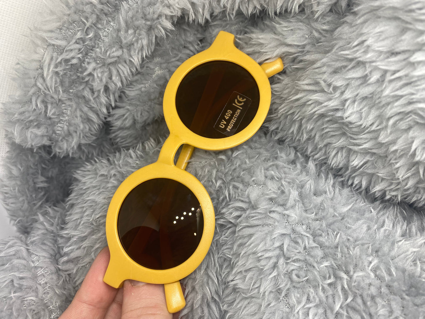Girls circle Cute UV Sunglasses + Free Drawstring Bag Aambers Goodies xx Yellow 