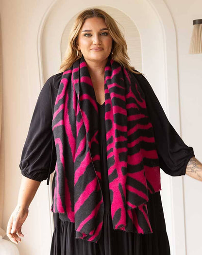 Hot Pink and Black Stripe Scarf Aambers Goodies xx Hot Pink and Black Stripe 