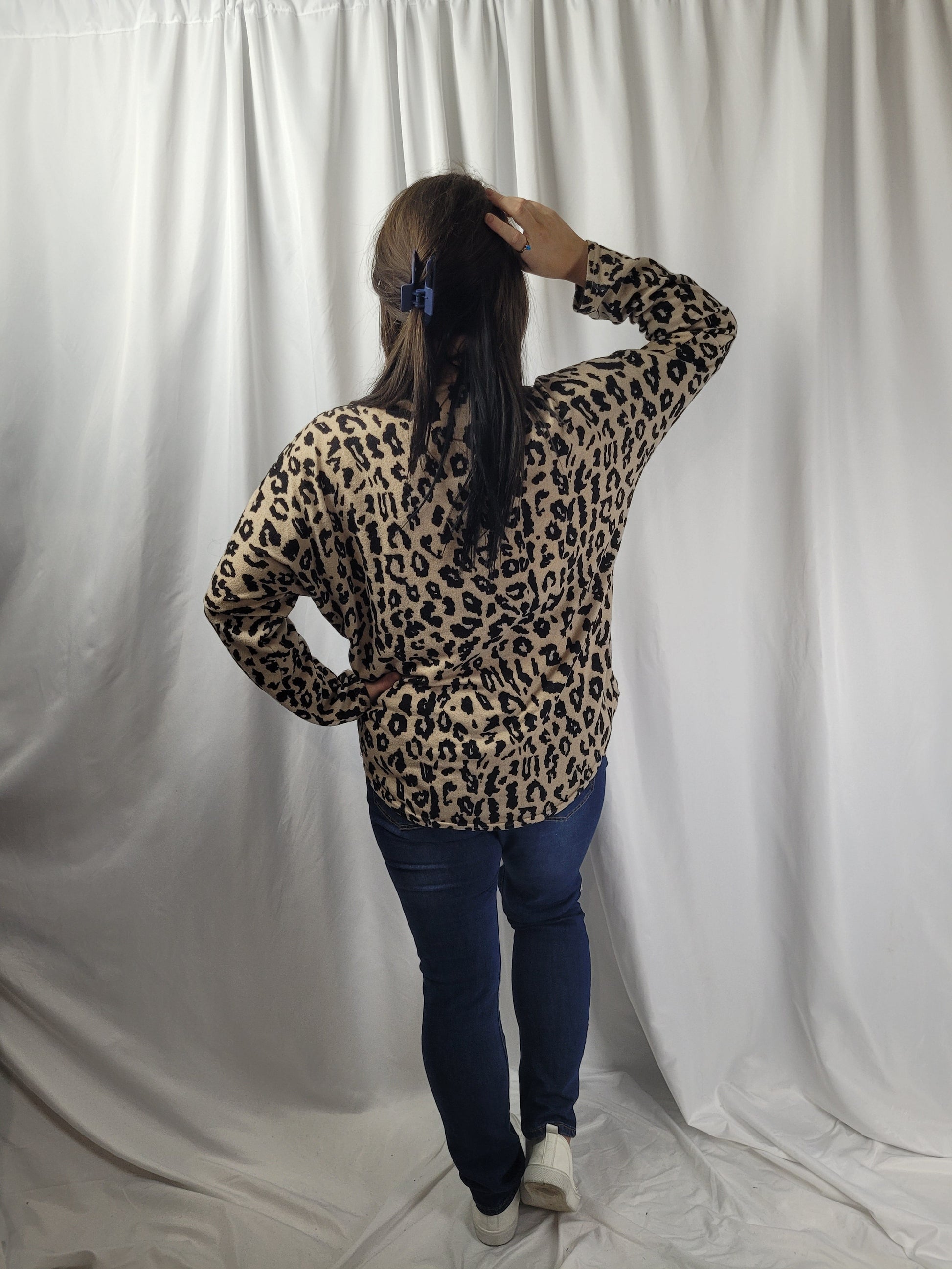 LEO Leopard Flowey Zip Long Sleeve Top Top Aambers Goodies xx 
