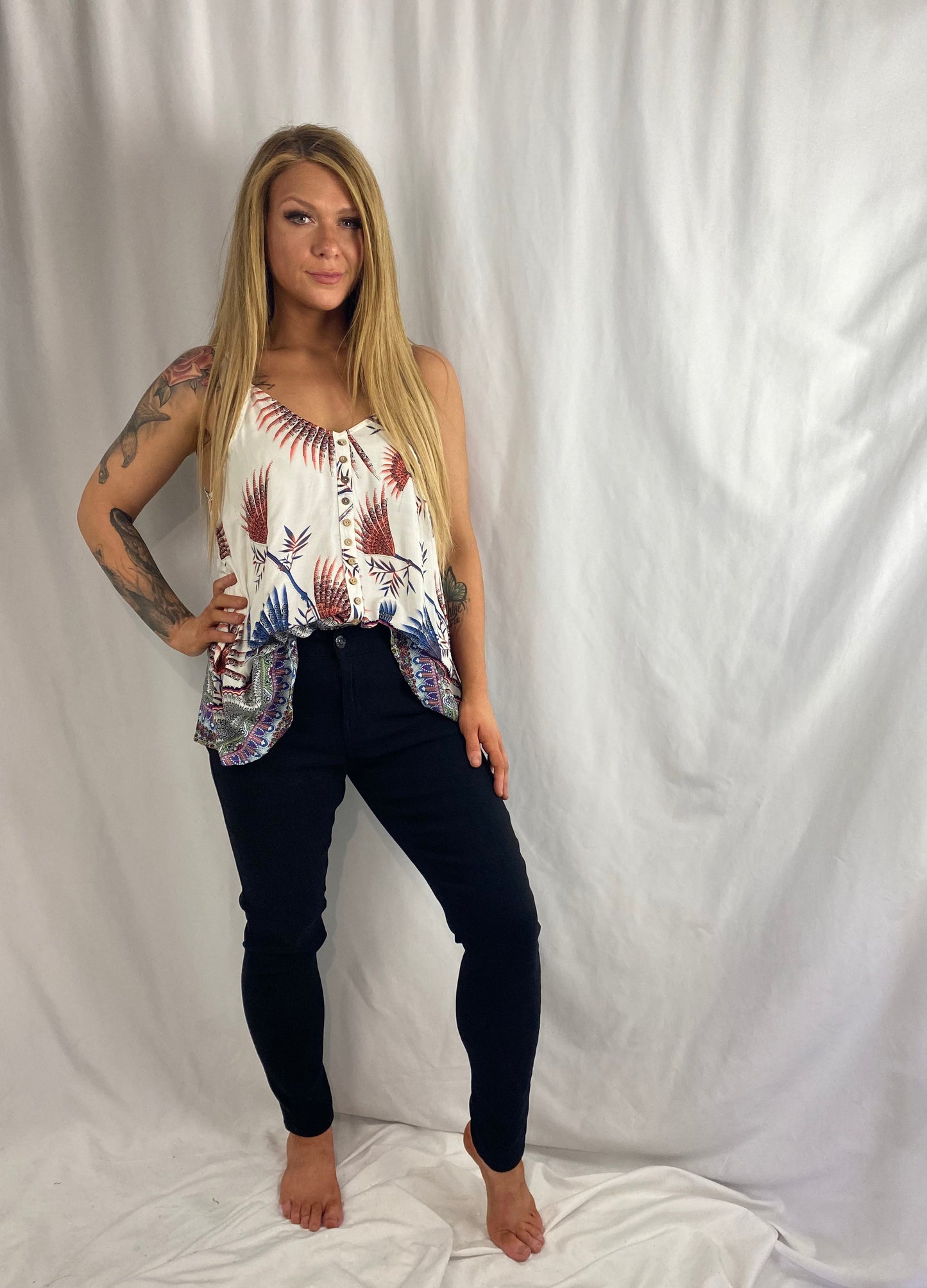 WINNY White Floral Top Shirts & Tops Aambers Goodies xx 